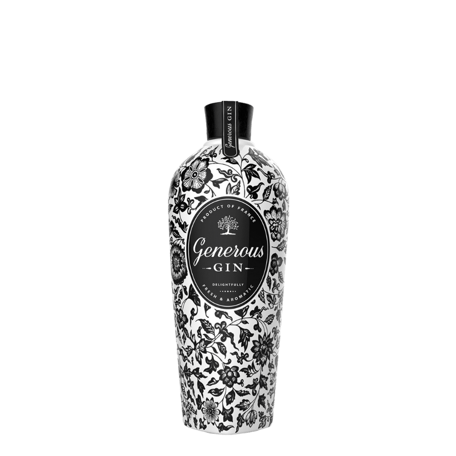 Admirez le flacon élégant de Generous Gin, conçu comme un shaker, avec ses motifs floraux noirs sur fond blanc. Cette bouteille met en avant la fraîcheur et l'originalité de ce gin français, parfait pour une dégustation raffinée | MAISON COCKTAIL